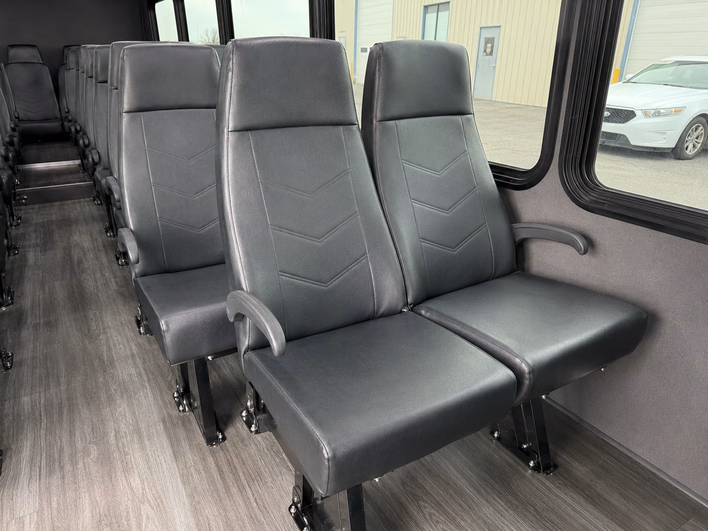 find transportation for your next prom 2