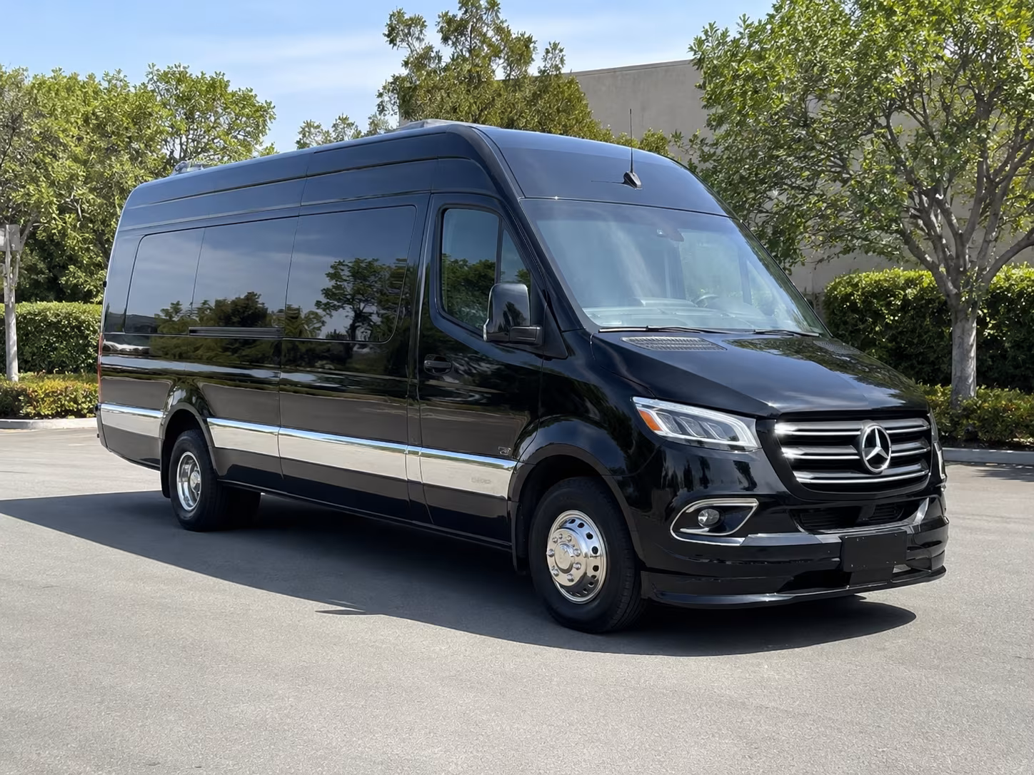 find transportation for your next prom 4