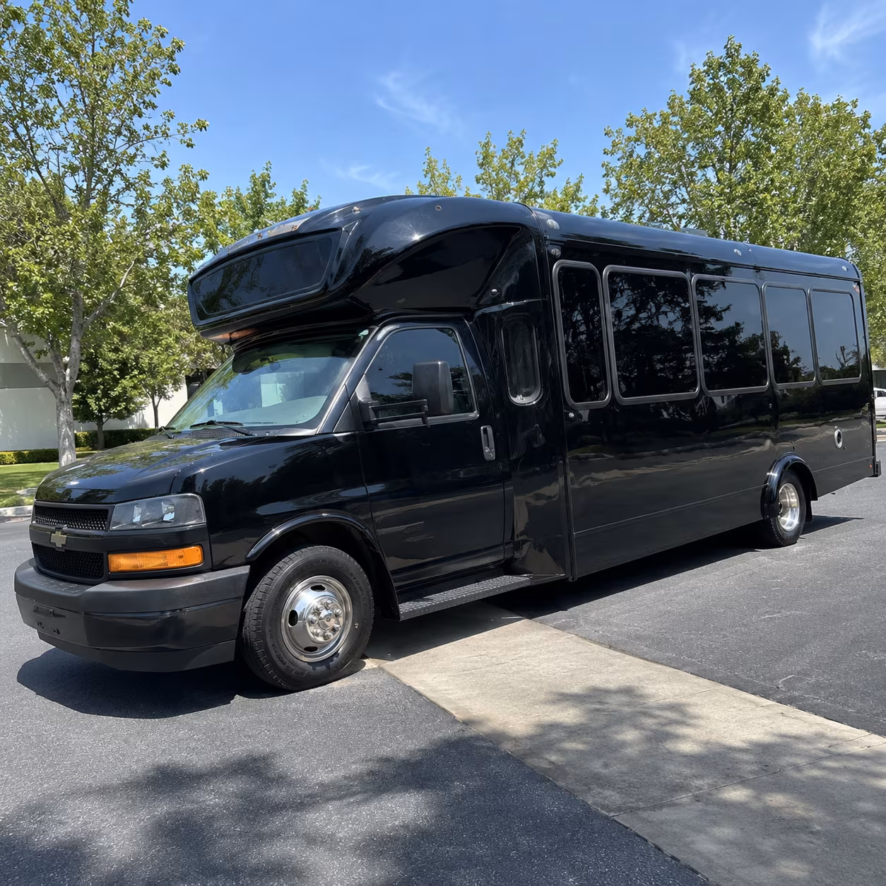 long beach 15 passenger party bus