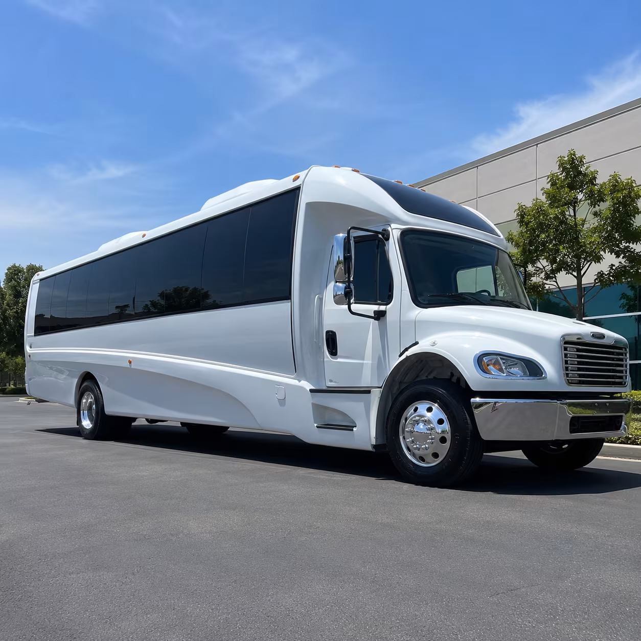 long beach 20 passenger minibus
