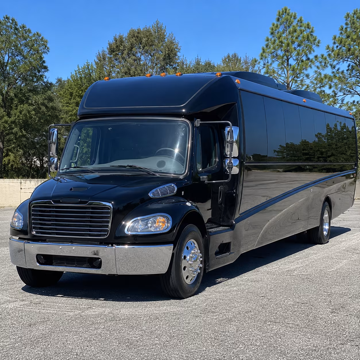 long beach 35 passenger minibus