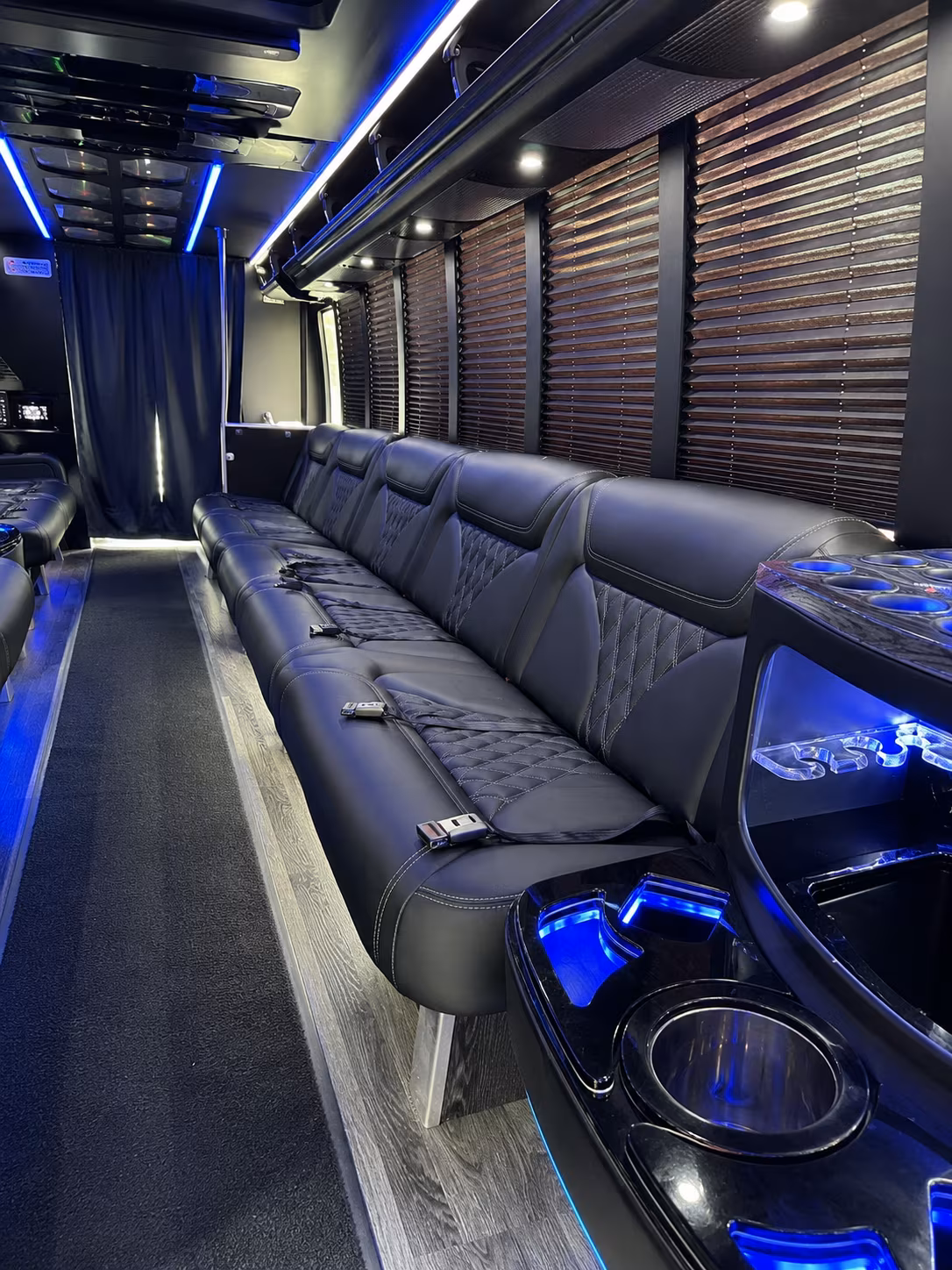 long beach holiday party bus rental