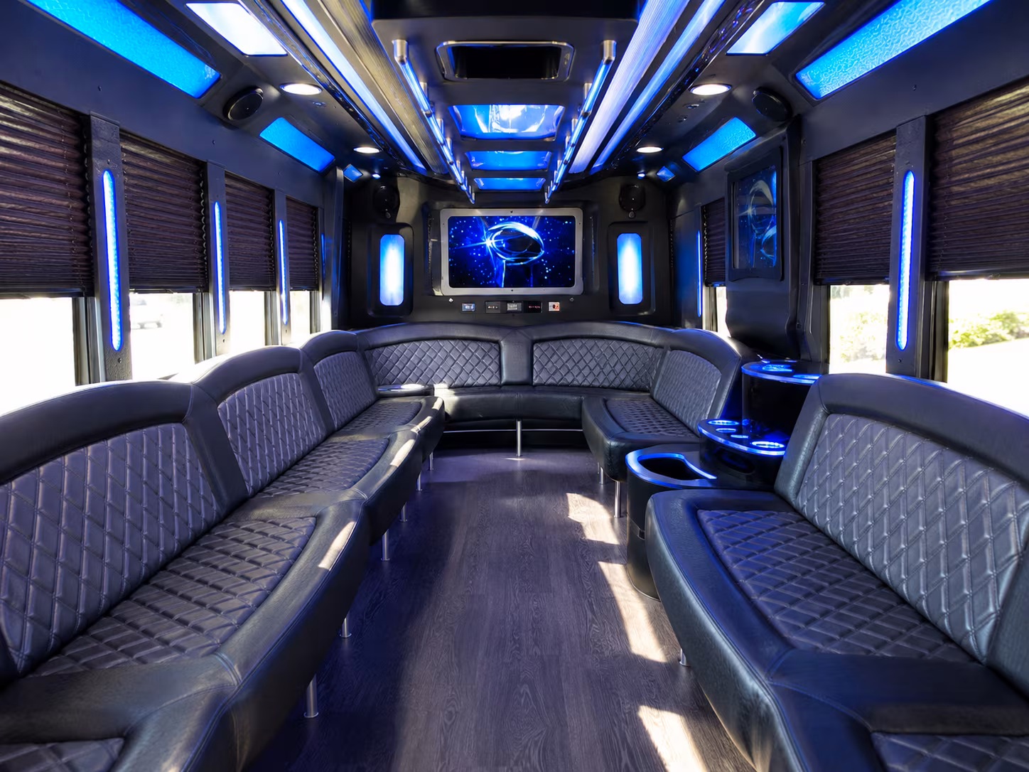 long beach minibus rentals 2
