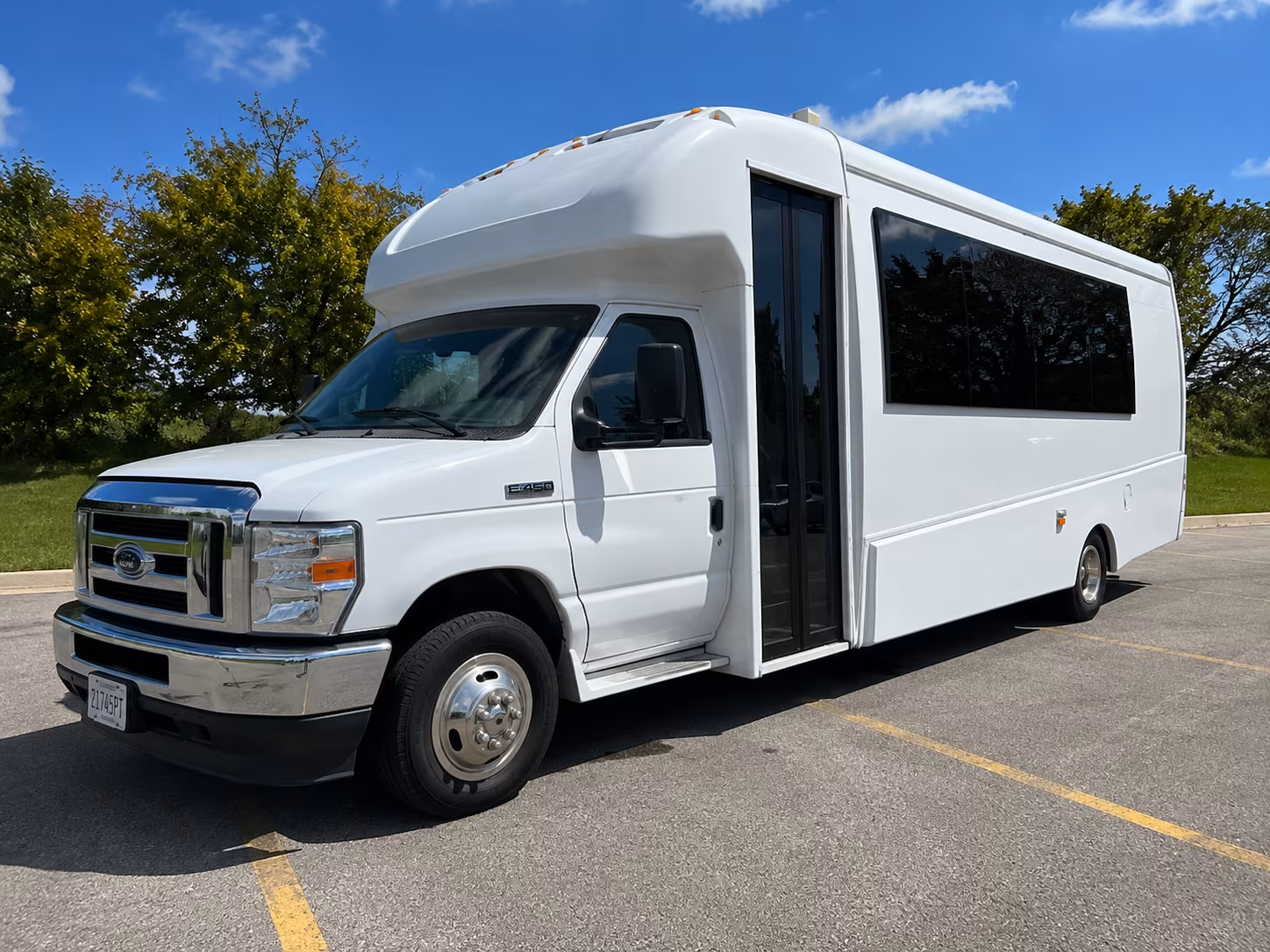 party bus rentals in long beach for the ultimate prom night